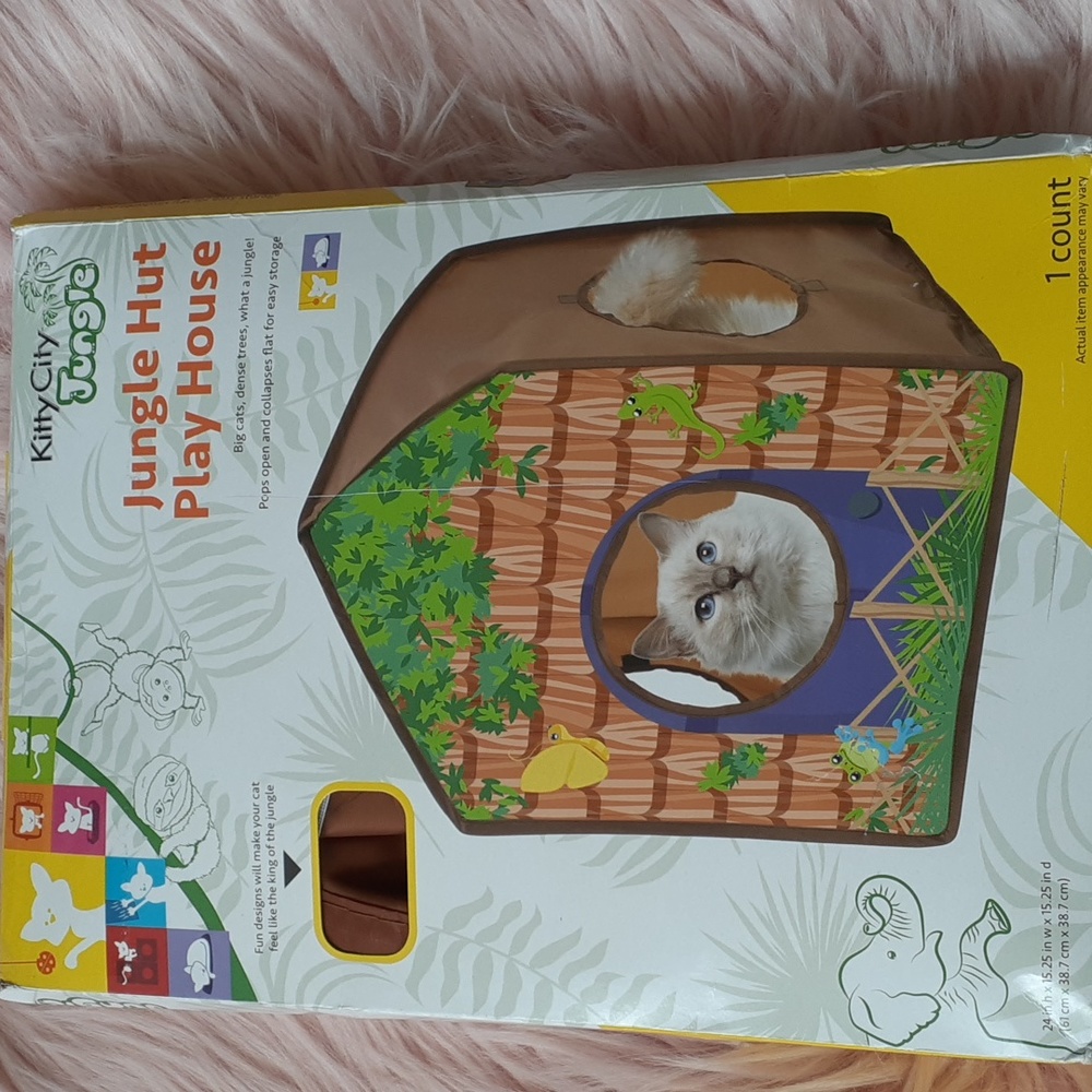 Brand New KITTY CITY JUNGLE HUT CAT PLAY HOUSE